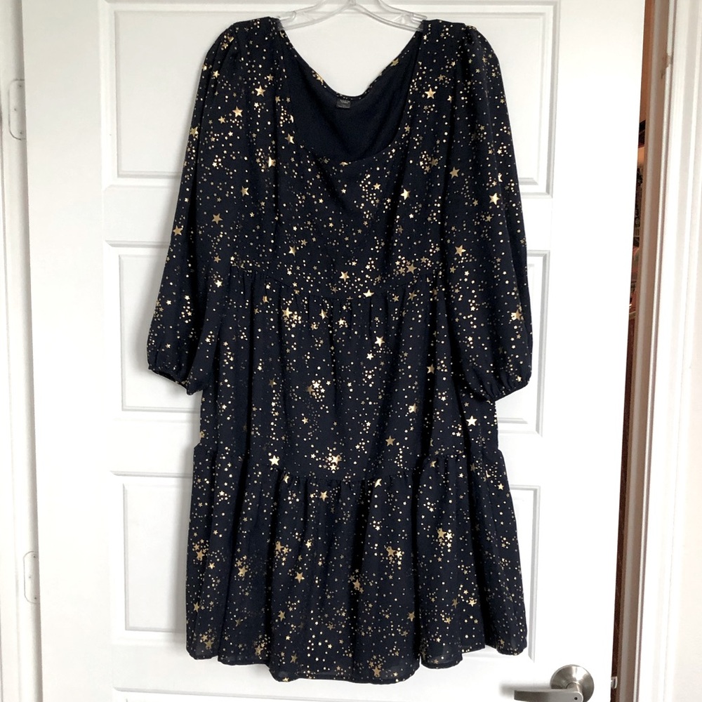 SHEIN Plus Allover Star Print Bishop Sleeve Dress